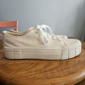 Mad Love Canvas Lace Up Sneakers White Size 10